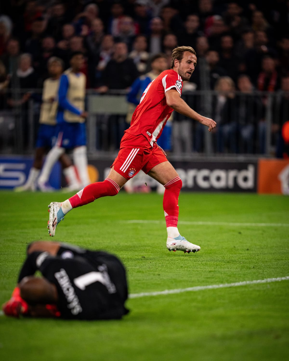 Two Things Harry Kane Does Better than Most Strikers